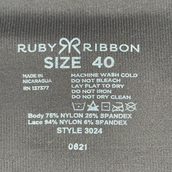 Lace Cami Black - Picture 7 of 9